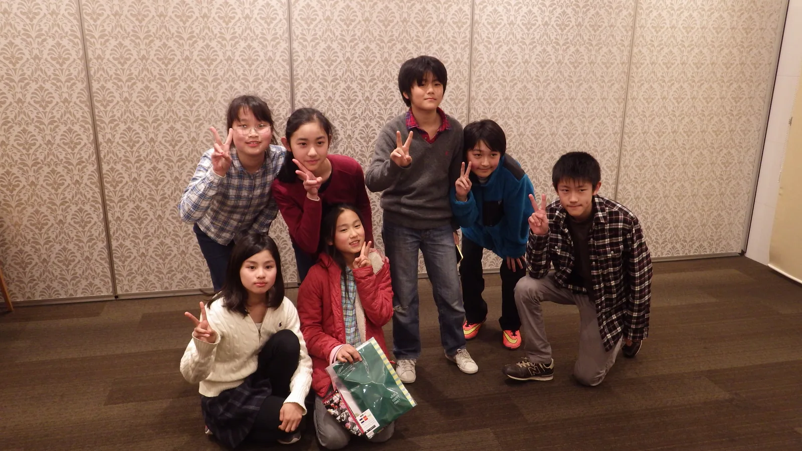 翔学館の生徒たちの集合写真